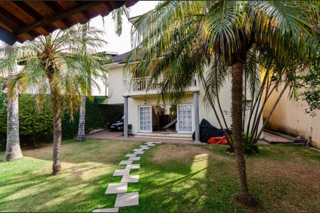 Casa à venda com 420m², 5 quartos e 4 vagasÁrea externa