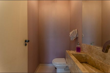 Casa à venda com 420m², 5 quartos e 4 vagasLavabo