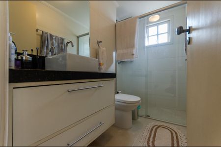 Casa à venda com 420m², 5 quartos e 4 vagasBanheiro 1