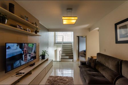 Sala de TV de casa à venda com 5 quartos, 420m² em São Domingos, São Paulo