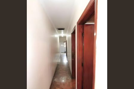 Casa à venda com 157m², 3 quartos e 10 vagasCorredor