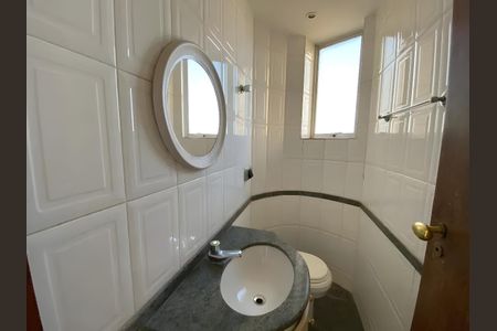 Apartamento para alugar com 145m², 4 quartos e 2 vagas Apartamento para alugar com 145m², 4 quartos e 2 vagasBanheiro