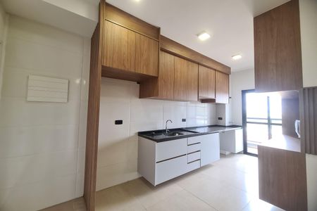 Apartamento para alugar com 45m², 2 quartos e sem vaga Apartamento para alugar com 45m², 2 quartos e sem vagaCozinha e Área de Serviço