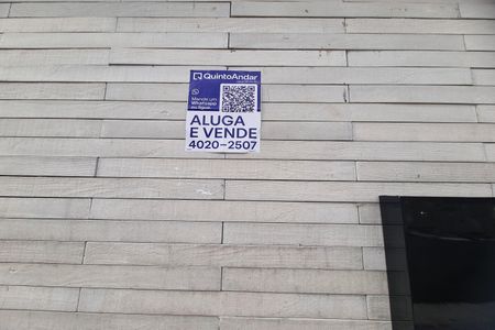 Apartamento para alugar com 45m², 2 quartos e sem vaga Apartamento para alugar com 45m², 2 quartos e sem vagaPlaca