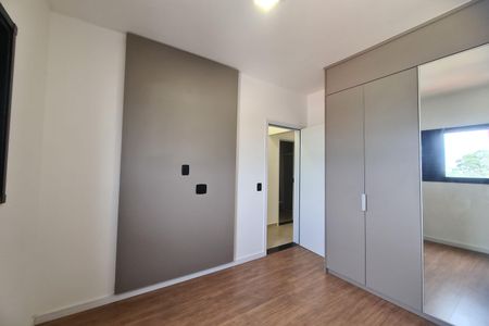 Quarto 1 de apartamento para alugar com 2 quartos, 45m² em Vila Fernandes, São Paulo
