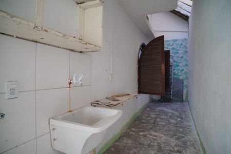 Casa de condomínio à venda com 100m², 4 quartos e 1 vaga Casa de condomínio à venda com 100m², 4 quartos e 1 vagaÁrea de Serviço