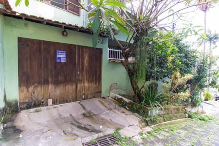 Casa de condomínio para alugar com 100m², 4 quartos e 1 vaga Casa de condomínio para alugar com 100m², 4 quartos e 1 vagaPlaquinha