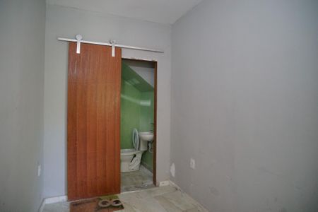 Casa de condomínio à venda com 100m², 4 quartos e 1 vaga Casa de condomínio à venda com 100m², 4 quartos e 1 vagaQuarto de Serviço