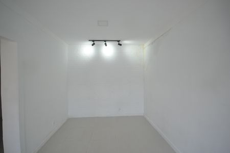 Sala de casa para alugar com 2 quartos, 75m² em Cabral, Nilópolis