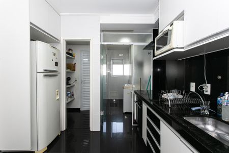 Apartamento à venda com 123m², 3 quartos e 2 vagas Apartamento à venda com 123m², 3 quartos e 2 vagasCozinha