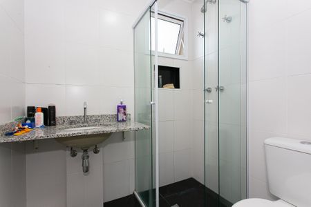 Apartamento à venda com 123m², 3 quartos e 2 vagas Apartamento à venda com 123m², 3 quartos e 2 vagasBanheiro da Suíte