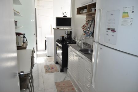 Apartamento para alugar com 68m², 2 quartos e 1 vagaCozinha
