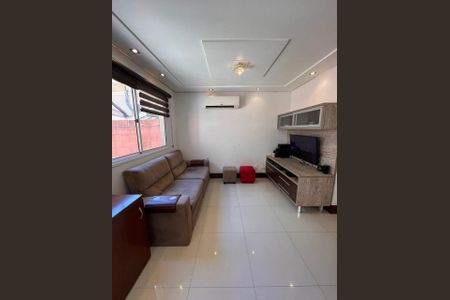 Sala de casa de condomínio para alugar com 4 quartos, 144m² em Sarandi, Porto Alegre