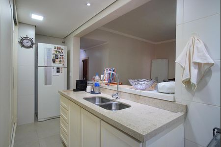 Apartamento à venda com 82m², 2 quartos e 1 vagaCozinha