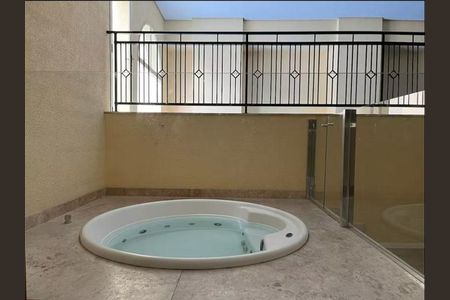 Apartamento à venda com 75m², 2 quartos e 1 vagaÁrea comum