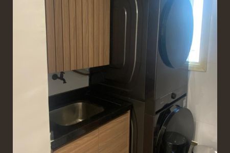 Apartamento à venda com 75m², 2 quartos e 1 vagaÁrea de Serviço