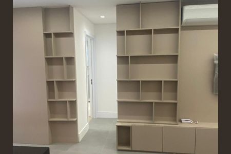 Apartamento à venda com 75m², 2 quartos e 1 vagaSala