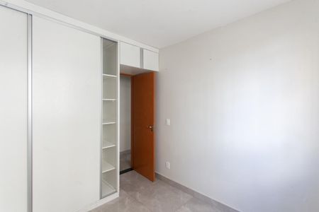 Apartamento à venda com 60m², 2 quartos e 1 vagaQuarto 2