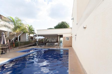 Apartamento à venda com 60m², 2 quartos e 1 vagaÁrea comum - Piscina