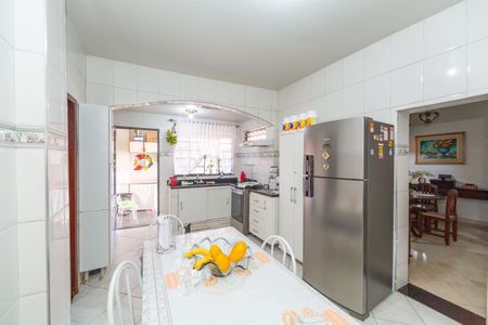 Casa para alugar com 344m², 3 quartos e 1 vaga Casa para alugar com 344m², 3 quartos e 1 vagaCozinha