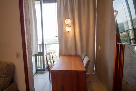 Studio para alugar com 25m², 1 quarto e sem vaga Studio para alugar com 25m², 1 quarto e sem vagaVaranda