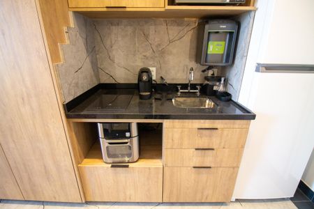 Studio para alugar com 25m², 1 quarto e sem vaga Studio para alugar com 25m², 1 quarto e sem vagaCozinha - Armários