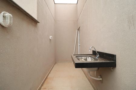 Apartamento para alugar com 110m², 2 quartos e 1 vagaÁrea de Serviço