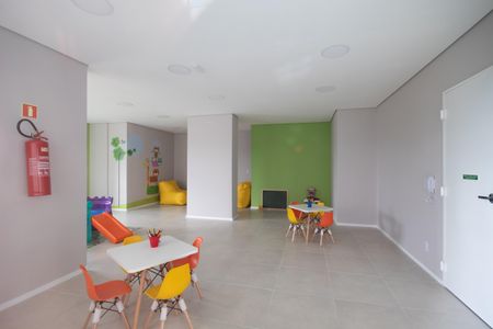 Apartamento para alugar com 39m², 2 quartos e 1 vagaÁrea comum - Salão de festas