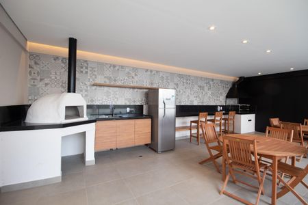 Apartamento para alugar com 39m², 2 quartos e 1 vagaÁrea comum - Churrasqueira