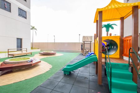 Apartamento para alugar com 39m², 2 quartos e 1 vagaÁrea comum - Playground