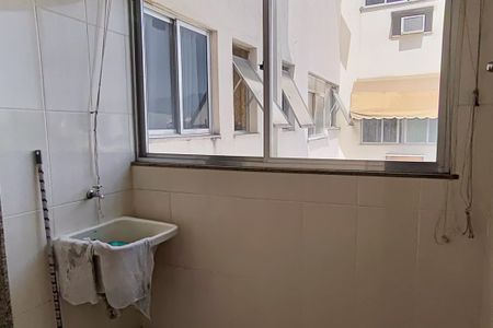 Apartamento para alugar com 55m², 2 quartos e 1 vagaÁrea de Serviço