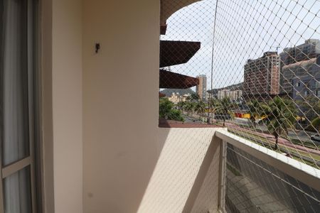 Varanda da Sala de apartamento para alugar com 3 quartos, 76m² em Jardim Vitoria, Guarujá