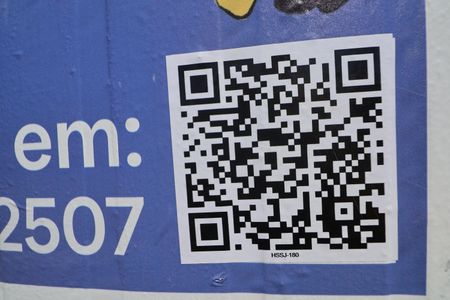 Casa à venda com 110m², 3 quartos e 5 vagasQr Code