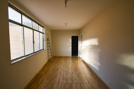 Casa para alugar com 220m², 3 quartos e 3 vagasSala