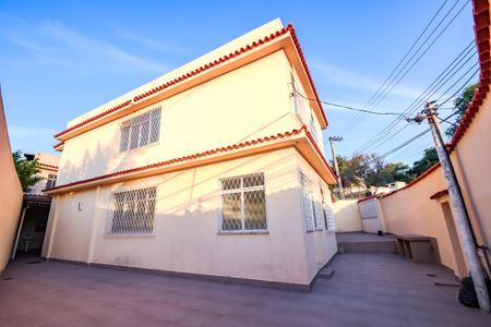 Casa para alugar com 220m², 3 quartos e 3 vagasQuintal