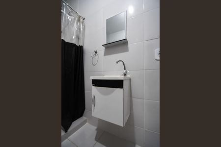 Casa para alugar com 220m², 3 quartos e 3 vagasBanheiro Social