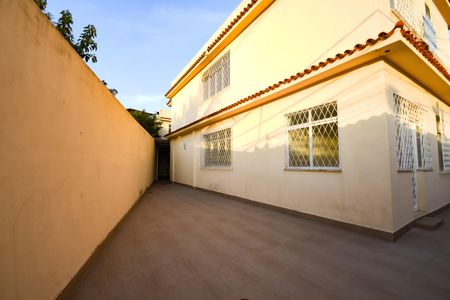 Casa para alugar com 220m², 3 quartos e 3 vagasQuintal