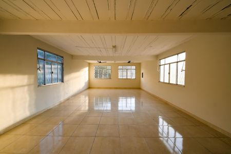 Casa para alugar com 220m², 3 quartos e 3 vagasTerraço