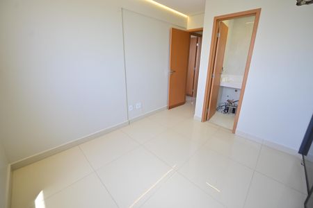 Apartamento para alugar com 77m², 3 quartos e 2 vagasSuíte