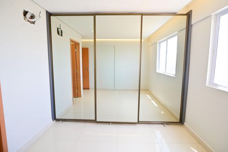 Apartamento para alugar com 77m², 3 quartos e 2 vagasSuíte