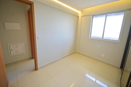 Apartamento para alugar com 77m², 3 quartos e 2 vagasQuarto 2