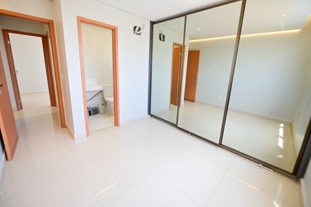 Apartamento para alugar com 77m², 3 quartos e 2 vagasSuíte