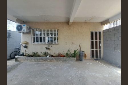 Casa para alugar com 210m², 3 quartos e 2 vagas Casa para alugar com 210m², 3 quartos e 2 vagasFachada