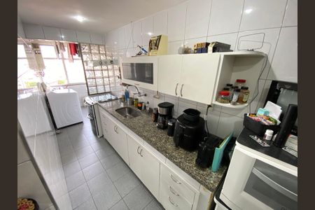 Apartamento à venda com 82m², 3 quartos e 1 vagaCozinha