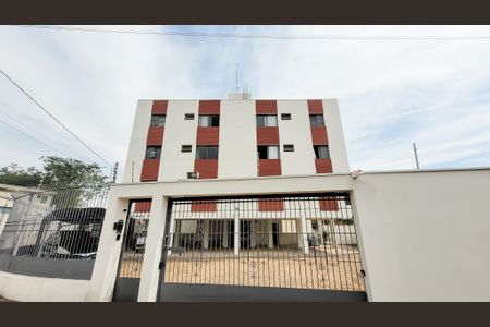 Apartamento à venda com 55m², 2 quartos e 1 vagaFachada