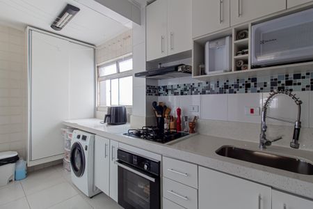 Apartamento à venda com 70m², 2 quartos e 1 vagaCozinha e Área de Serviço