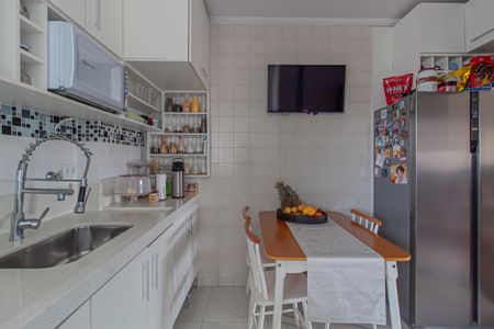 Apartamento à venda com 70m², 2 quartos e 1 vagaCozinha e Área de Serviço
