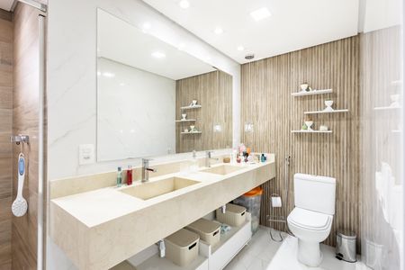 Apartamento à venda com 263m², 4 quartos e 3 vagasBanheiro