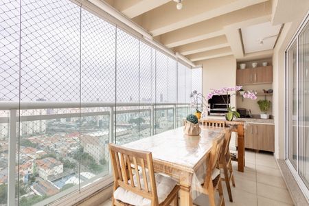 Apartamento à venda com 263m², 4 quartos e 3 vagasVaranda