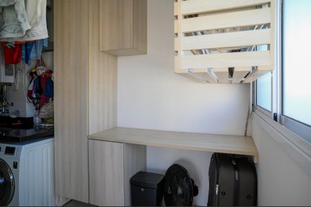Apartamento à venda com 96m², 2 quartos e 2 vagasÁrea de Serviço